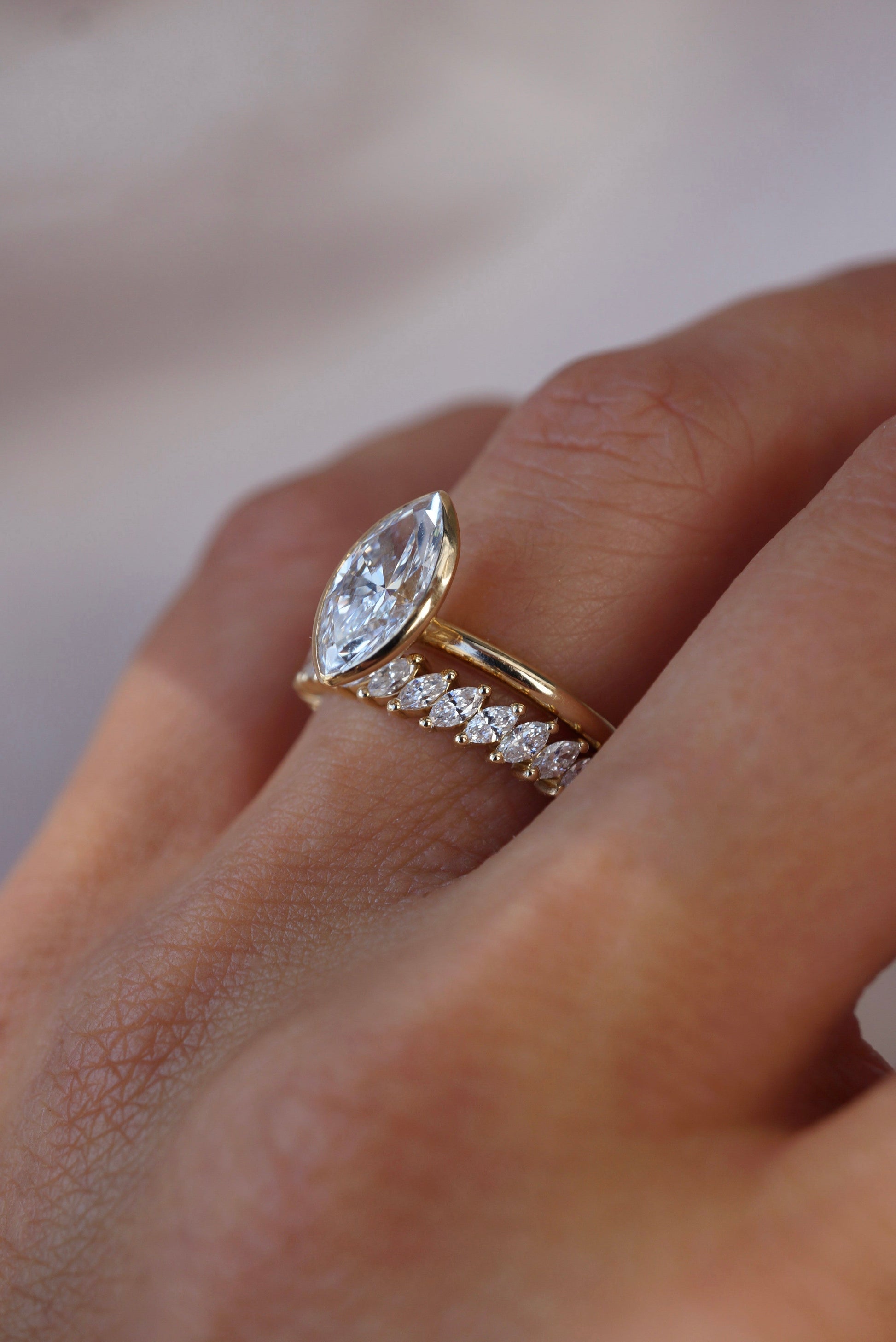 0.35 TCW Round Diamond Curved Pave DEF/VVS Lab Grown Wedding Band