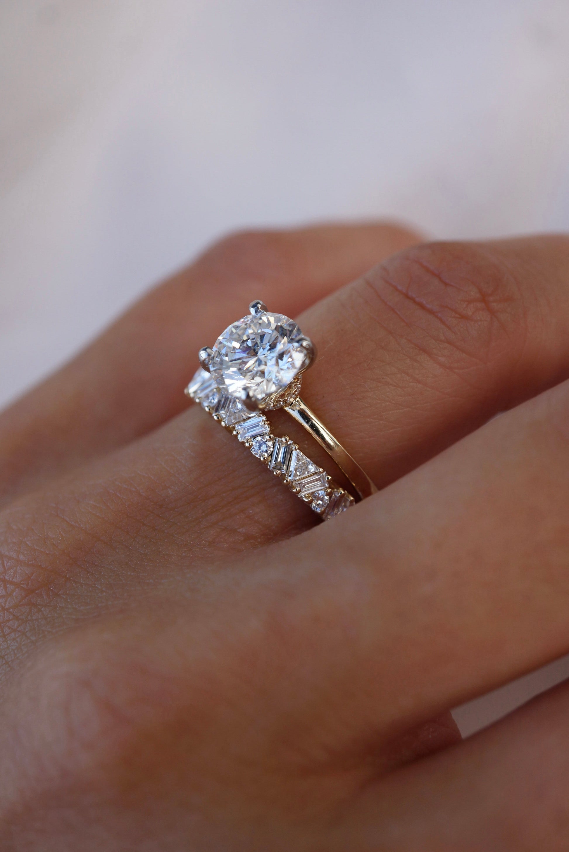 0.35 TCW Round Diamond Curved Pave DEF/VVS Lab Grown Wedding Band