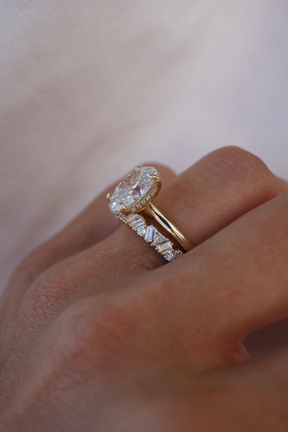 0.35 TCW Round Diamond Curved Pave DEF/VVS Lab Grown Wedding Band