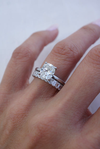 0.35 TCW Round Diamond Curved Pave DEF/VVS Lab Grown Wedding Band