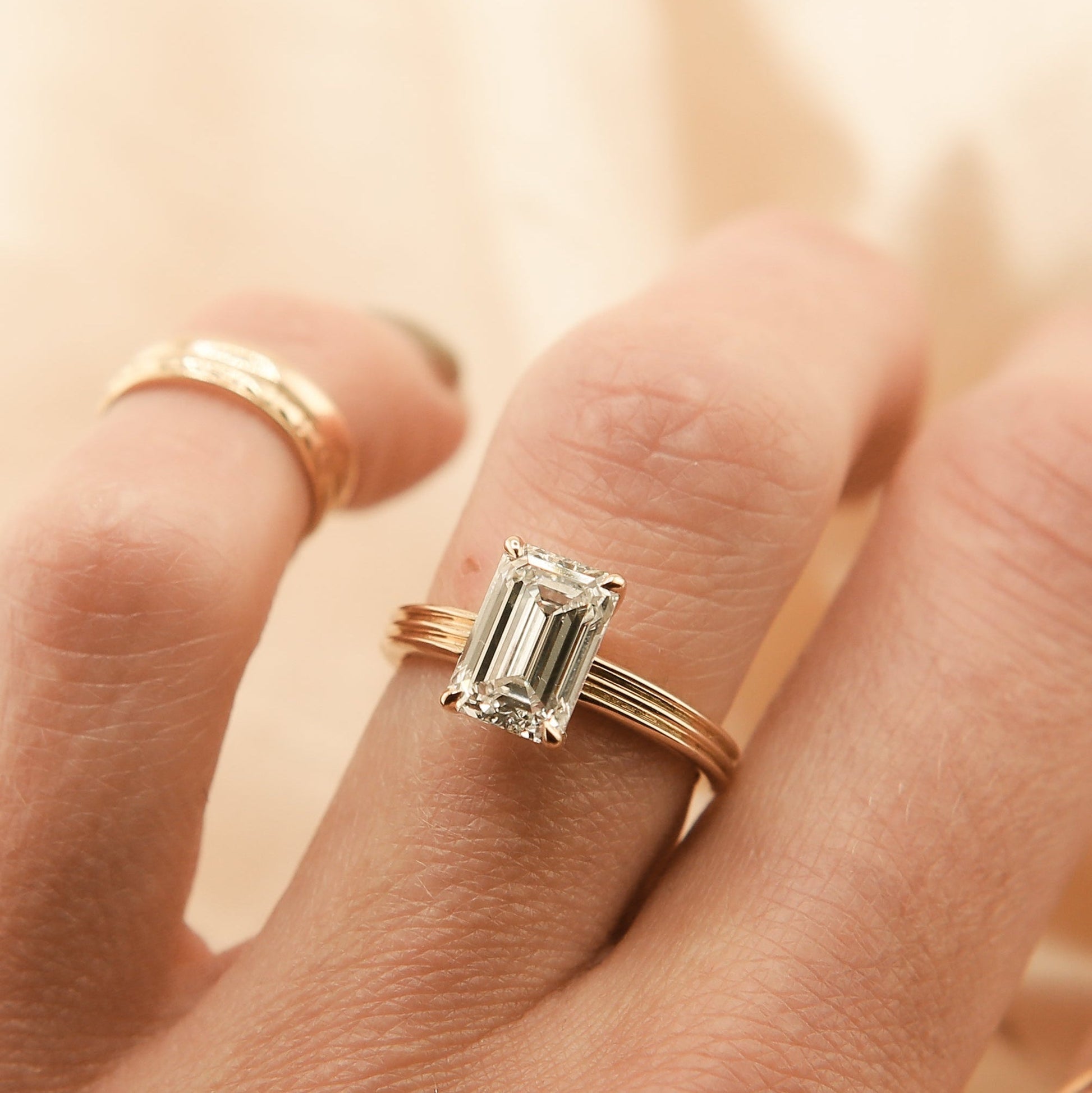 Round Swirl Semi Pave Engagement Ring – 1 CT Moissanite Diamond