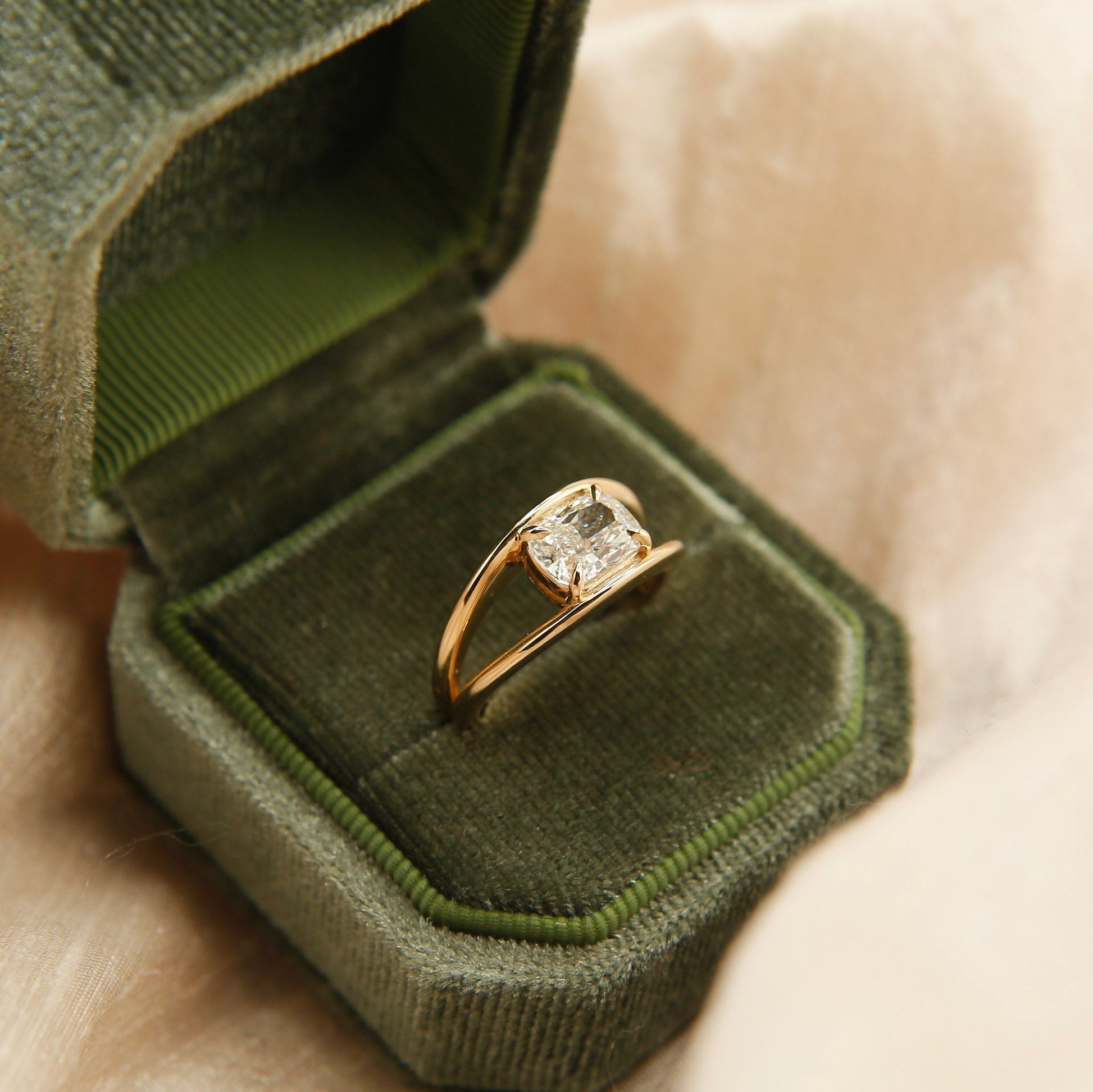 Round Swirl Semi Pave Engagement Ring – 1 CT Moissanite Diamond
