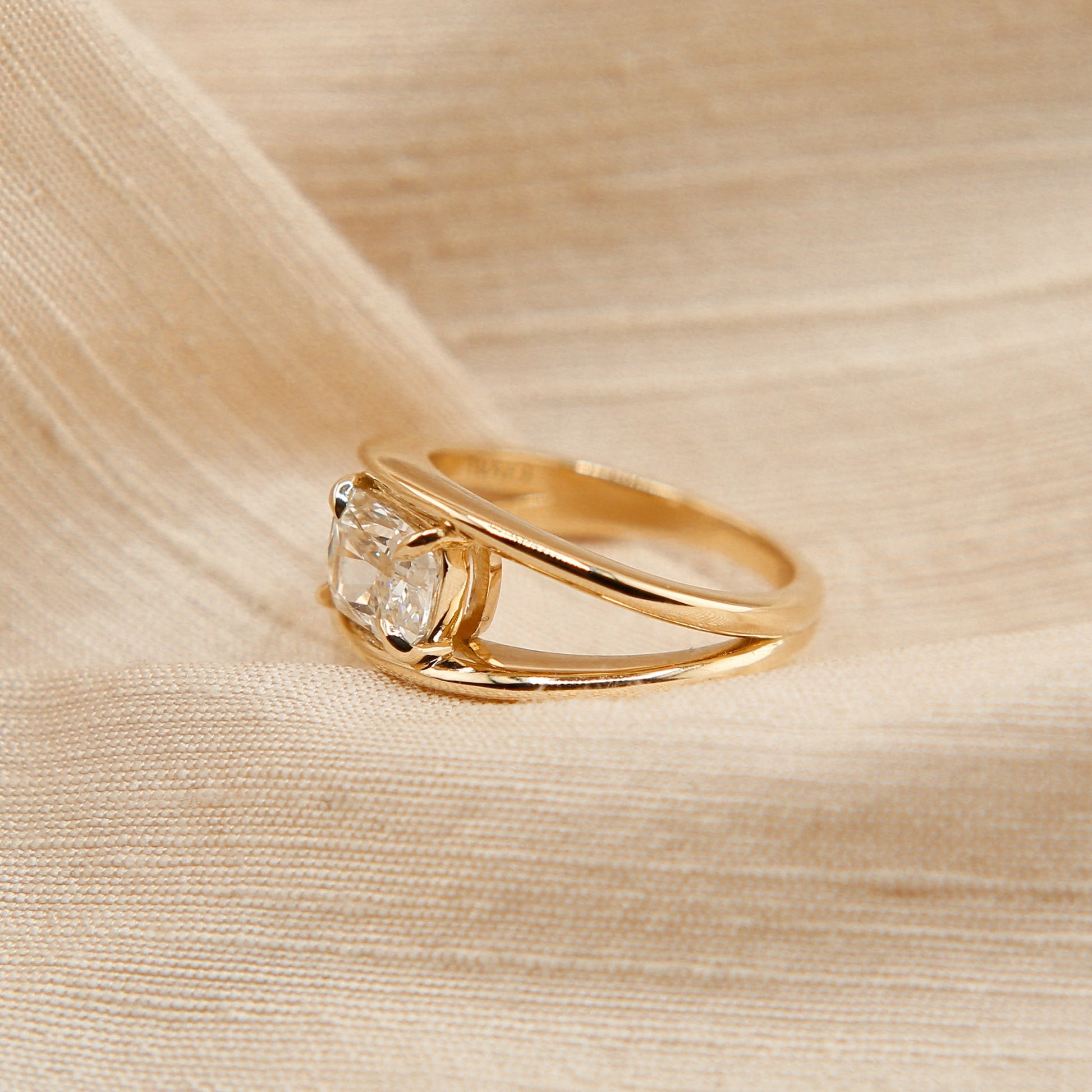 Round Swirl Semi Pave Engagement Ring – 1 CT Moissanite Diamond