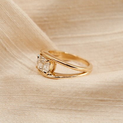 Round Swirl Semi Pave Engagement Ring – 1 CT Moissanite Diamond