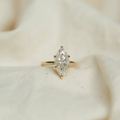 Round Swirl Semi Pave Engagement Ring – 1 CT Moissanite Diamond
