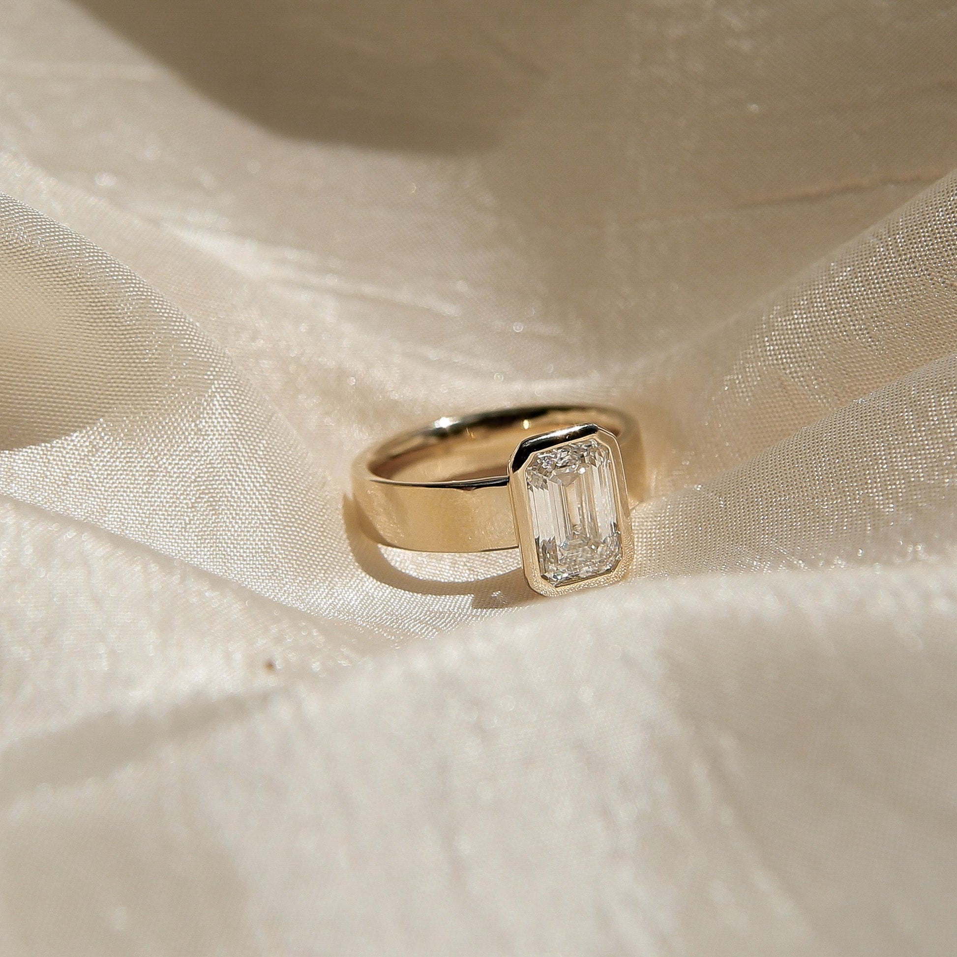 Round Swirl Semi Pave Engagement Ring – 1 CT Moissanite Diamond