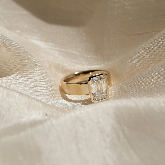 Round Swirl Semi Pave Engagement Ring – 1 CT Moissanite Diamond