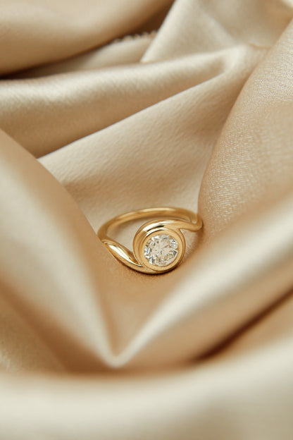 Round Swirl Semi Pave Engagement Ring – 1 CT Moissanite Diamond