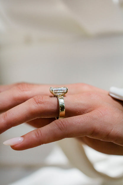 Moval Swirl Semi Pave Engagement Ring – 2.5 CT Lab Grown Diamond