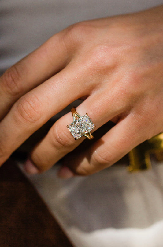 Moval Swirl Semi Pave Engagement Ring – 2.5 CT Lab Grown Diamond