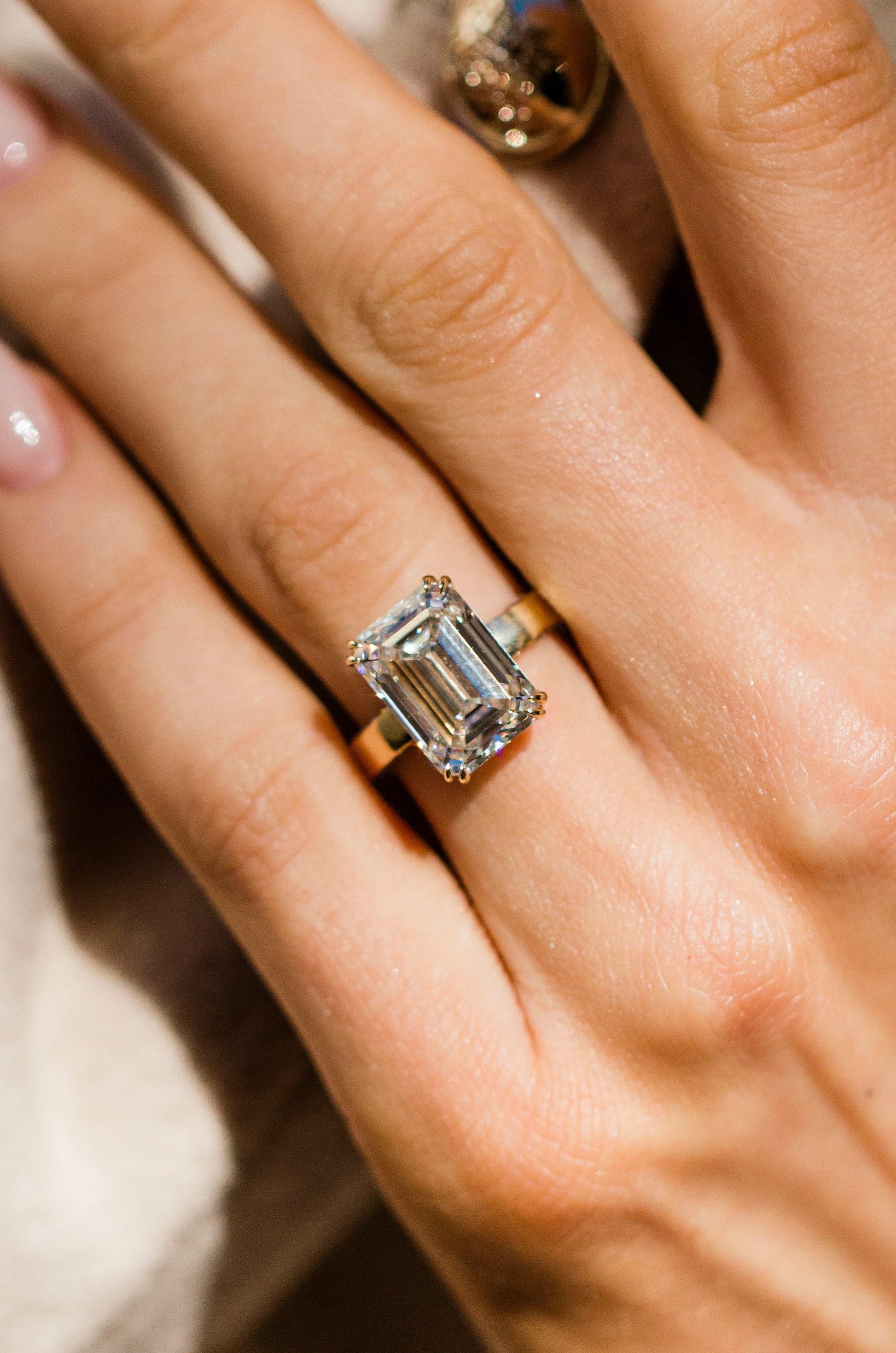 Moval Swirl Semi Pave Engagement Ring – 2.5 CT Lab Grown Diamond