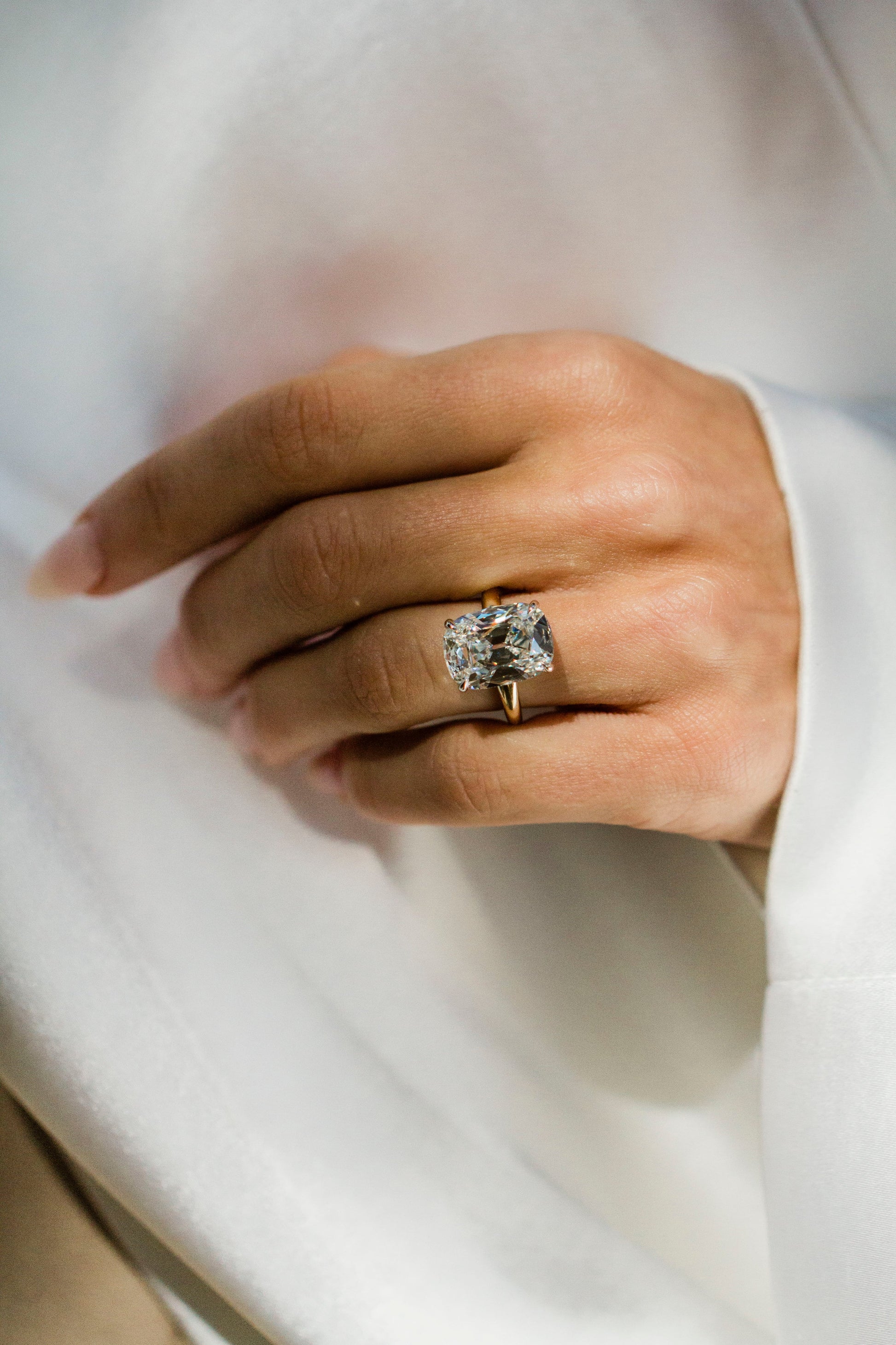Round Swirl Semi Pave Engagement Ring – 1 CT Moissanite Diamond