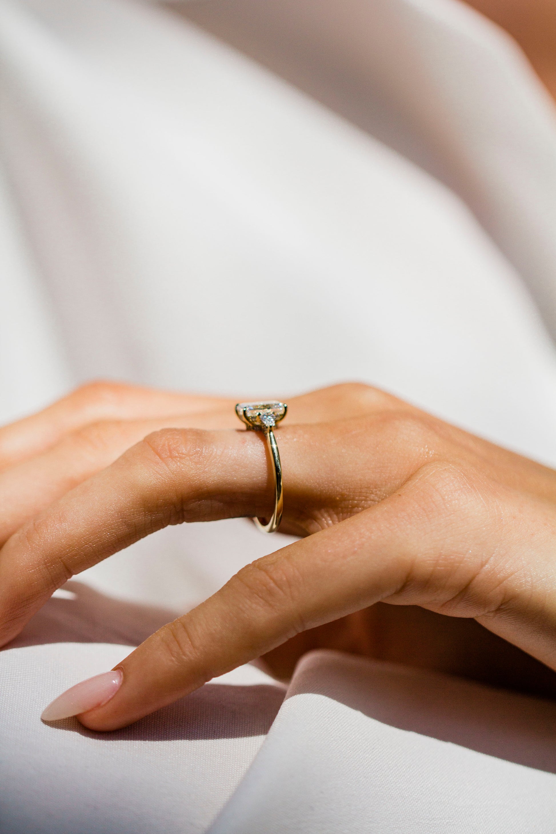 Round Swirl Semi Pave Engagement Ring – 1 CT Moissanite Diamond