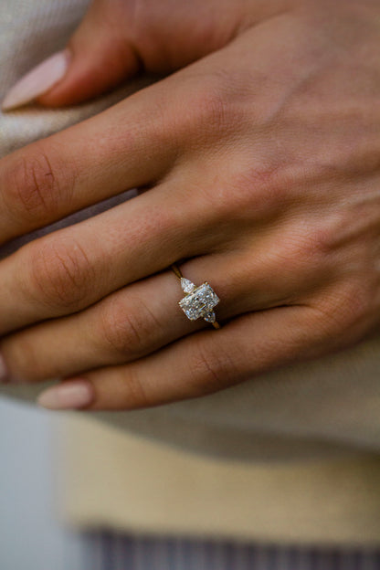 Round Swirl Semi Pave Engagement Ring – 1 CT Moissanite Diamond