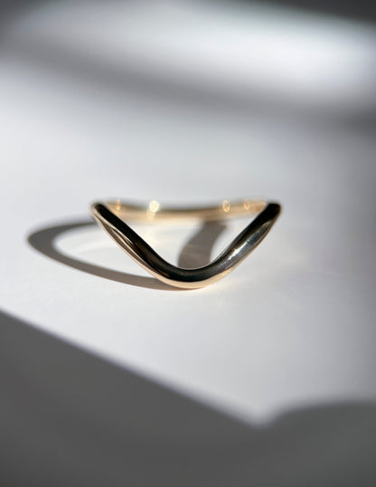 1 CT Oval Cut Solitaire Lab Grown Diamond Ring With Sunrise Styled Classic Wedding Band