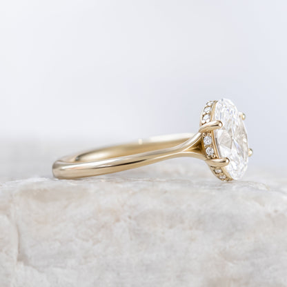 2 CT Round Three Stones Lab Grown Diamond Engagement Ring