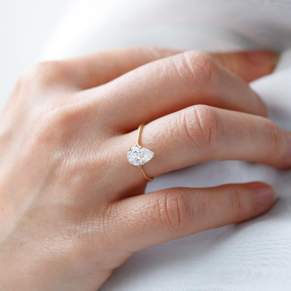 2 CT Round Three Stones Lab Grown Diamond Engagement Ring