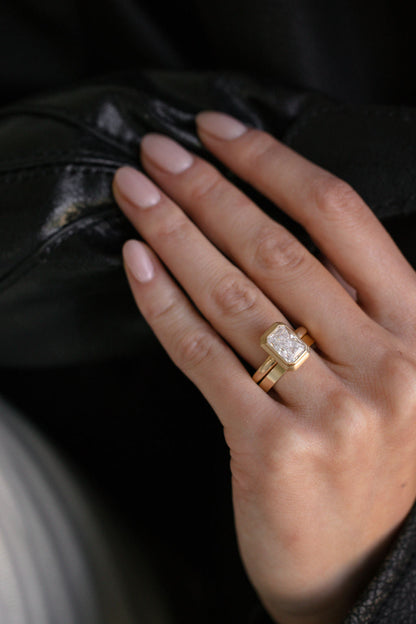 2 CT Round Three Stones Lab Grown Diamond Engagement Ring