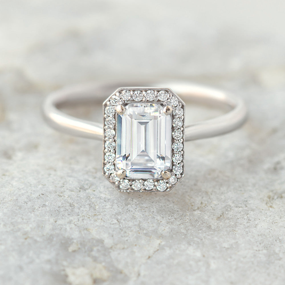 2 CT Round Three Stones Lab Grown Diamond Engagement Ring