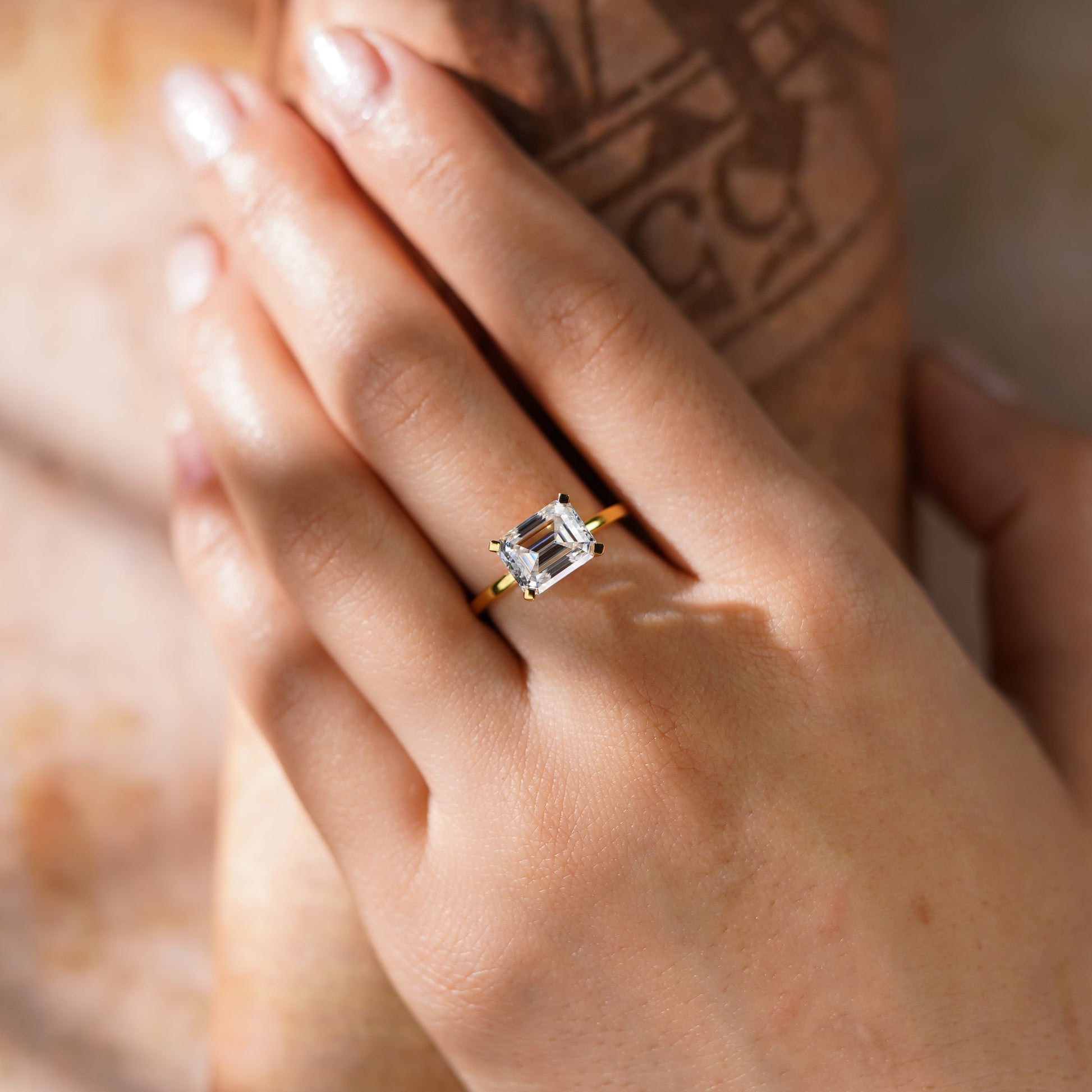 Oval Solitaire Engagement Ring – 2 CT Lab Grown Diamond
