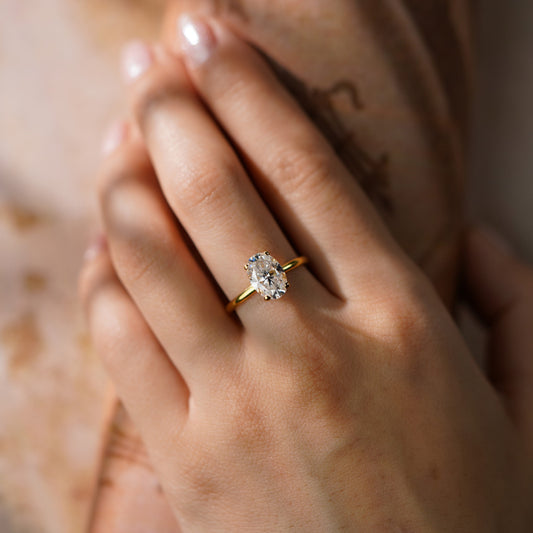 Oval Solitaire Engagement Ring – 2 CT Lab Grown Diamond