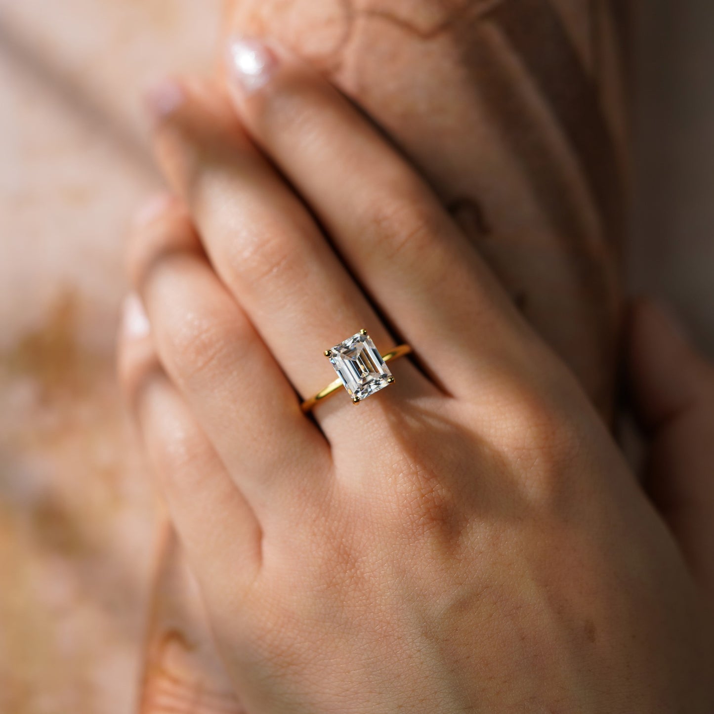 Oval Solitaire Engagement Ring – 2 CT Lab Grown Diamond
