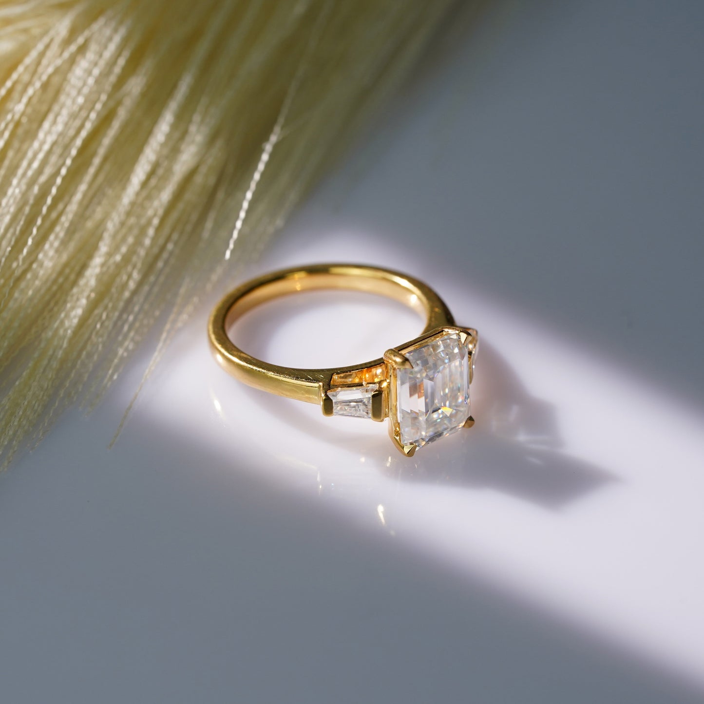 Oval Solitaire Engagement Ring – 2 CT Lab Grown Diamond