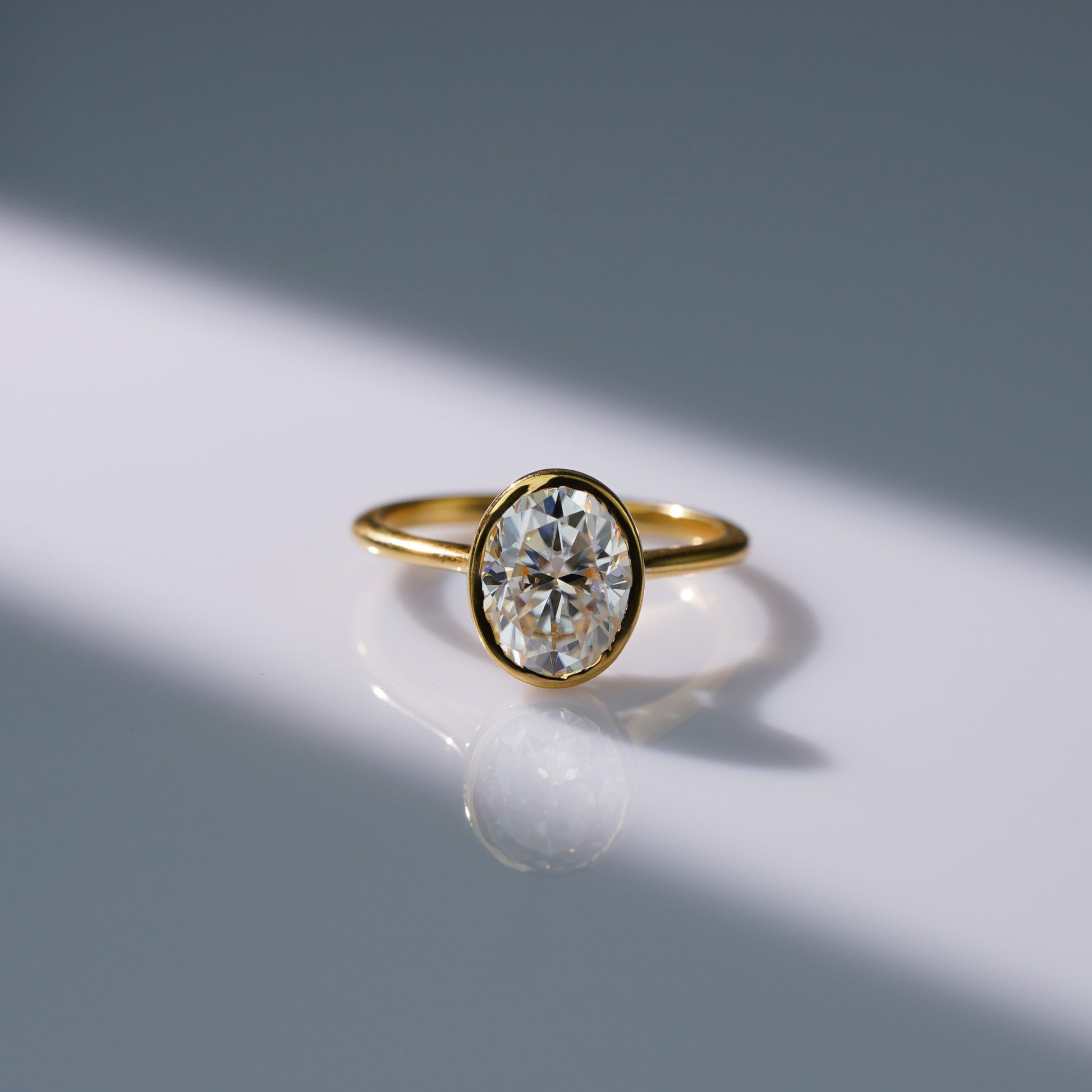 Oval Solitaire Engagement Ring – 2 CT Lab Grown Diamond