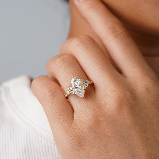 Oval Solitaire Engagement Ring – 2 CT Lab Grown Diamond
