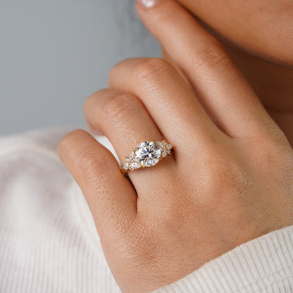 Oval Solitaire Engagement Ring – 2 CT Lab Grown Diamond