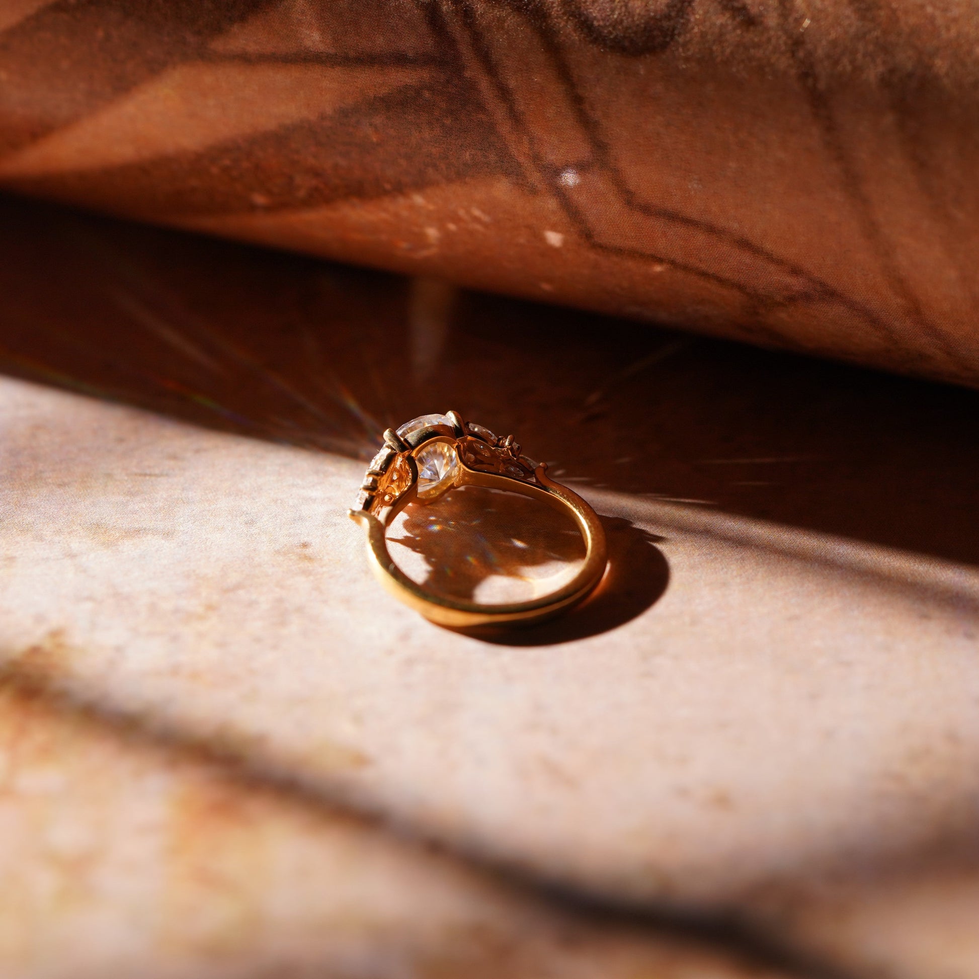 Oval Solitaire Engagement Ring – 2 CT Lab Grown Diamond