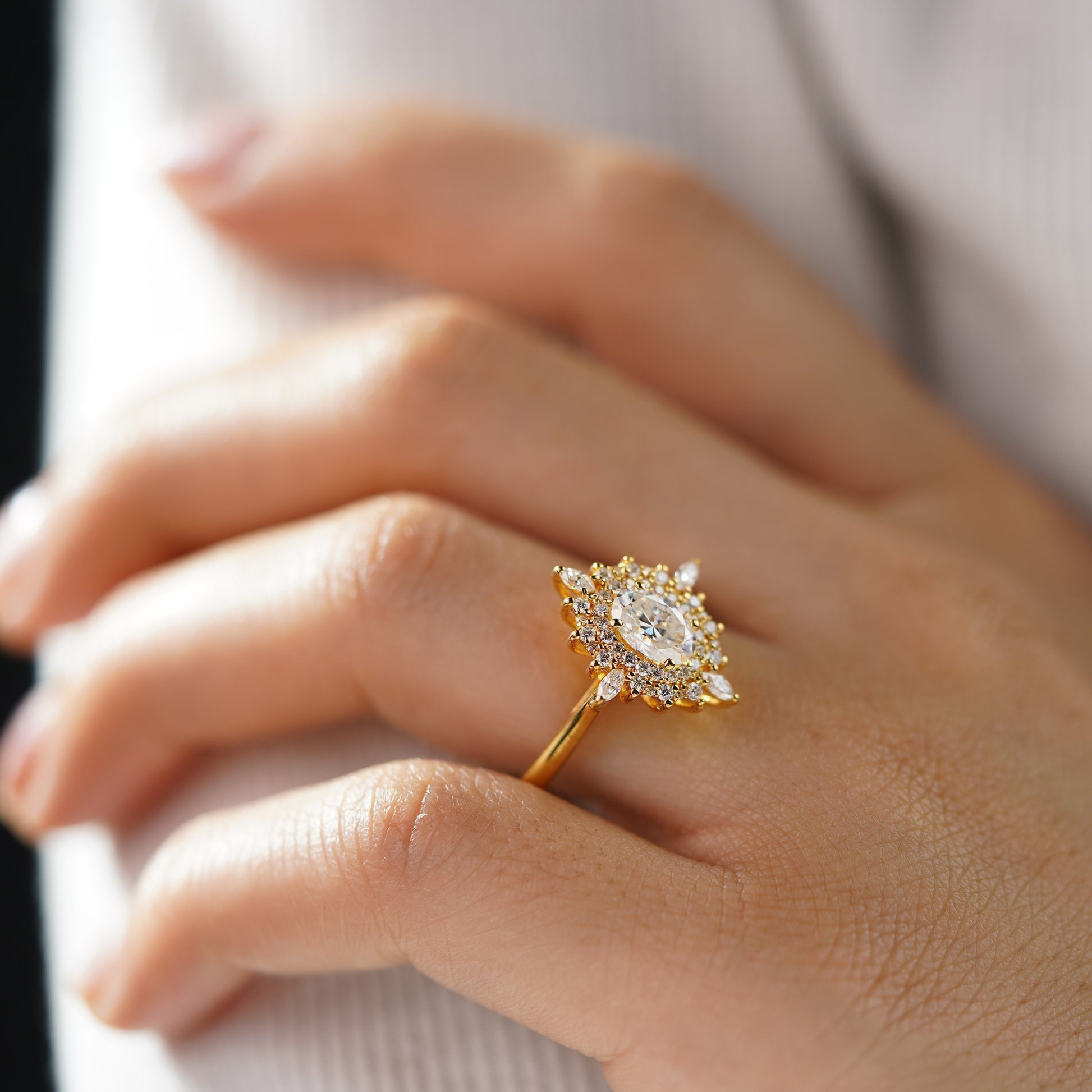 Oval Solitaire Engagement Ring – 2 CT Lab Grown Diamond