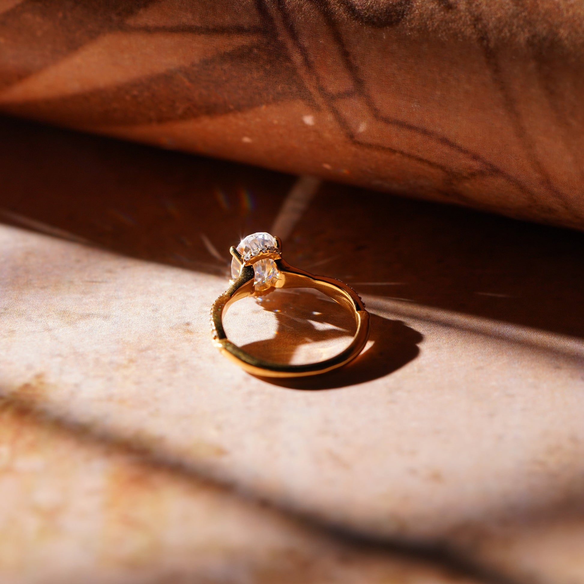 Oval Solitaire Engagement Ring – 2 CT Lab Grown Diamond