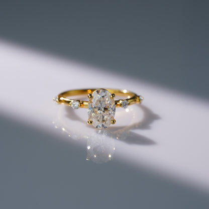 Oval Solitaire Engagement Ring – 2 CT Lab Grown Diamond