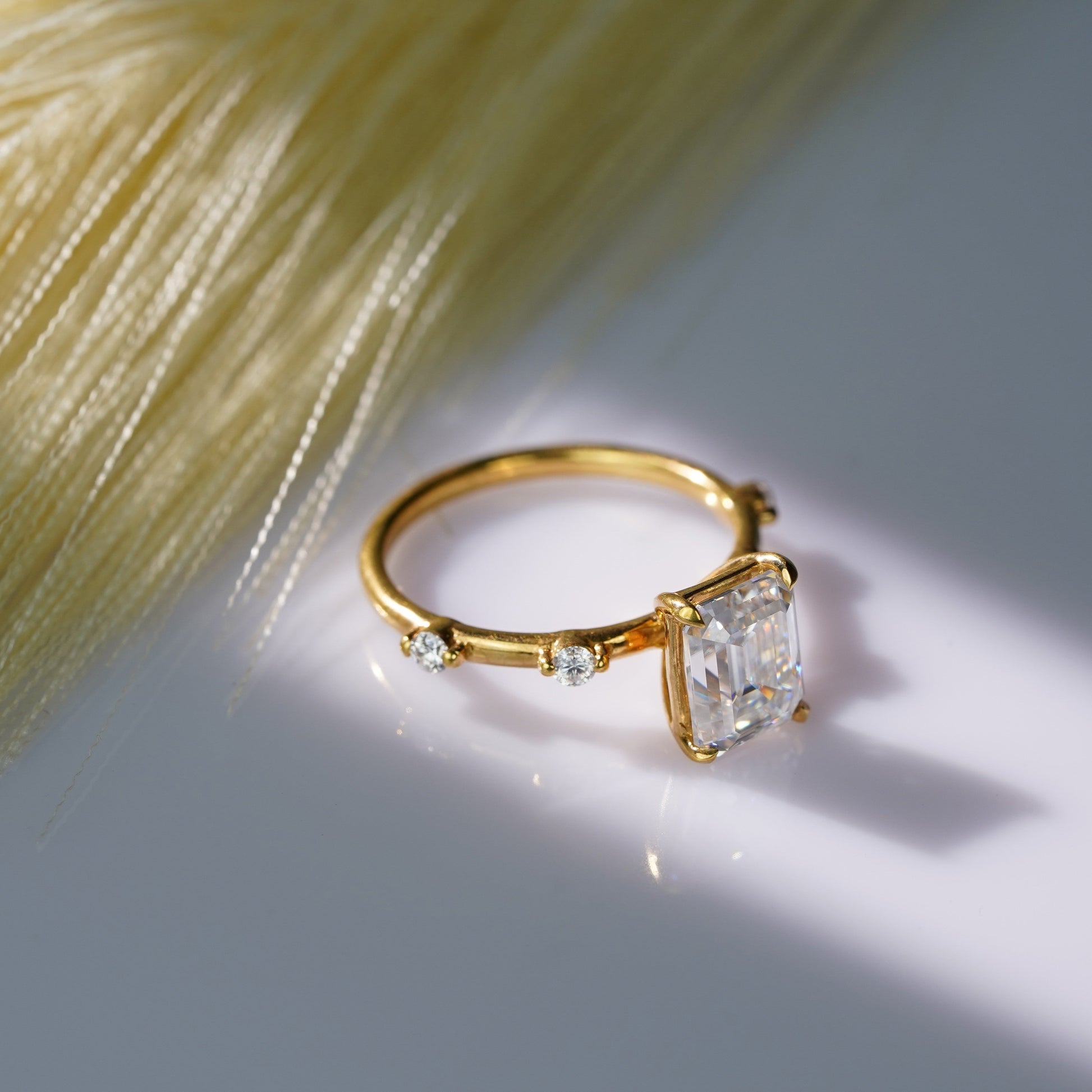 Oval Solitaire Engagement Ring – 2 CT Lab Grown Diamond