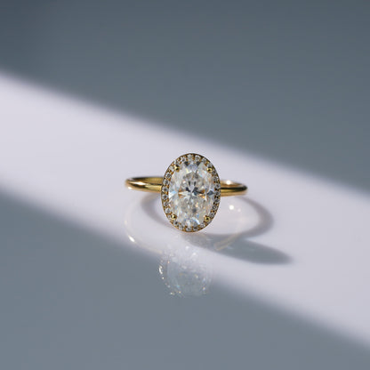 Oval Solitaire Engagement Ring – 2 CT Lab Grown Diamond