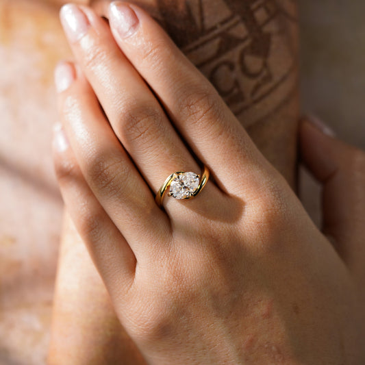 Oval Solitaire Engagement Ring – 2 CT Lab Grown Diamond