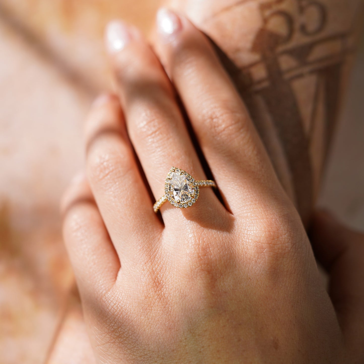 Oval Solitaire Engagement Ring – 2 CT Lab Grown Diamond
