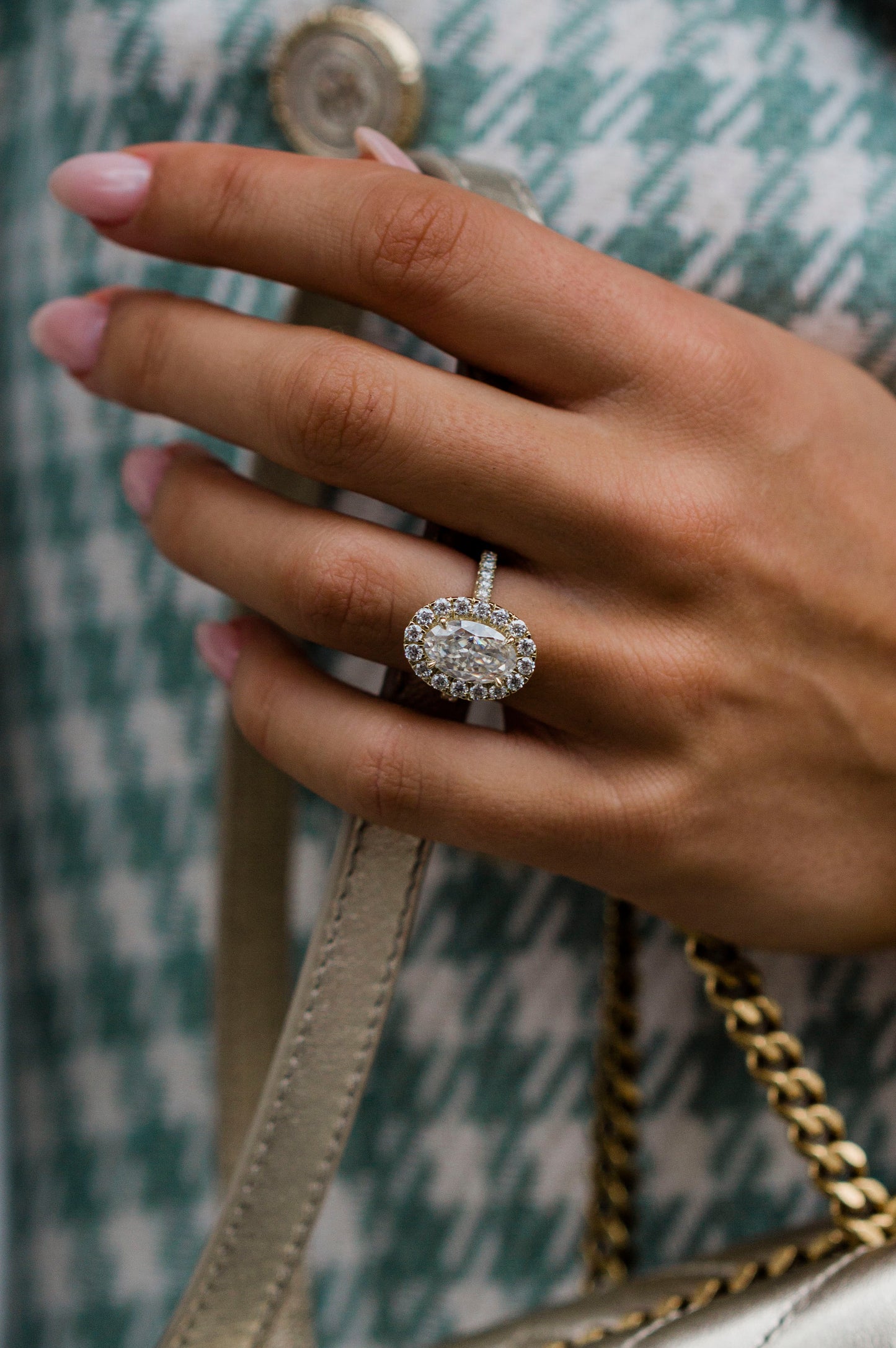 Round Swirl Semi Pave Engagement Ring – 1 CT Moissanite Diamond
