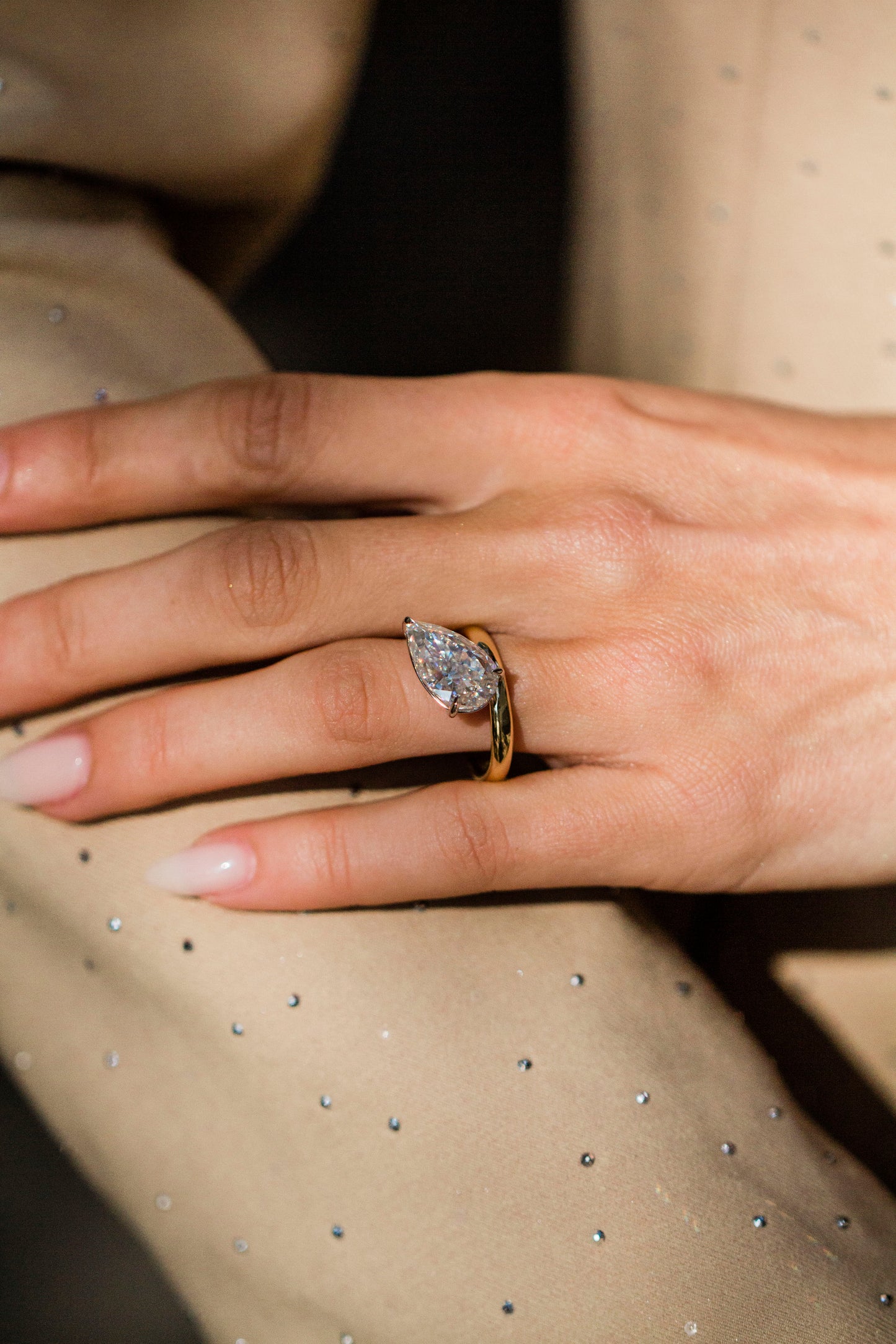 Round Swirl Semi Pave Engagement Ring – 1 CT Moissanite Diamond