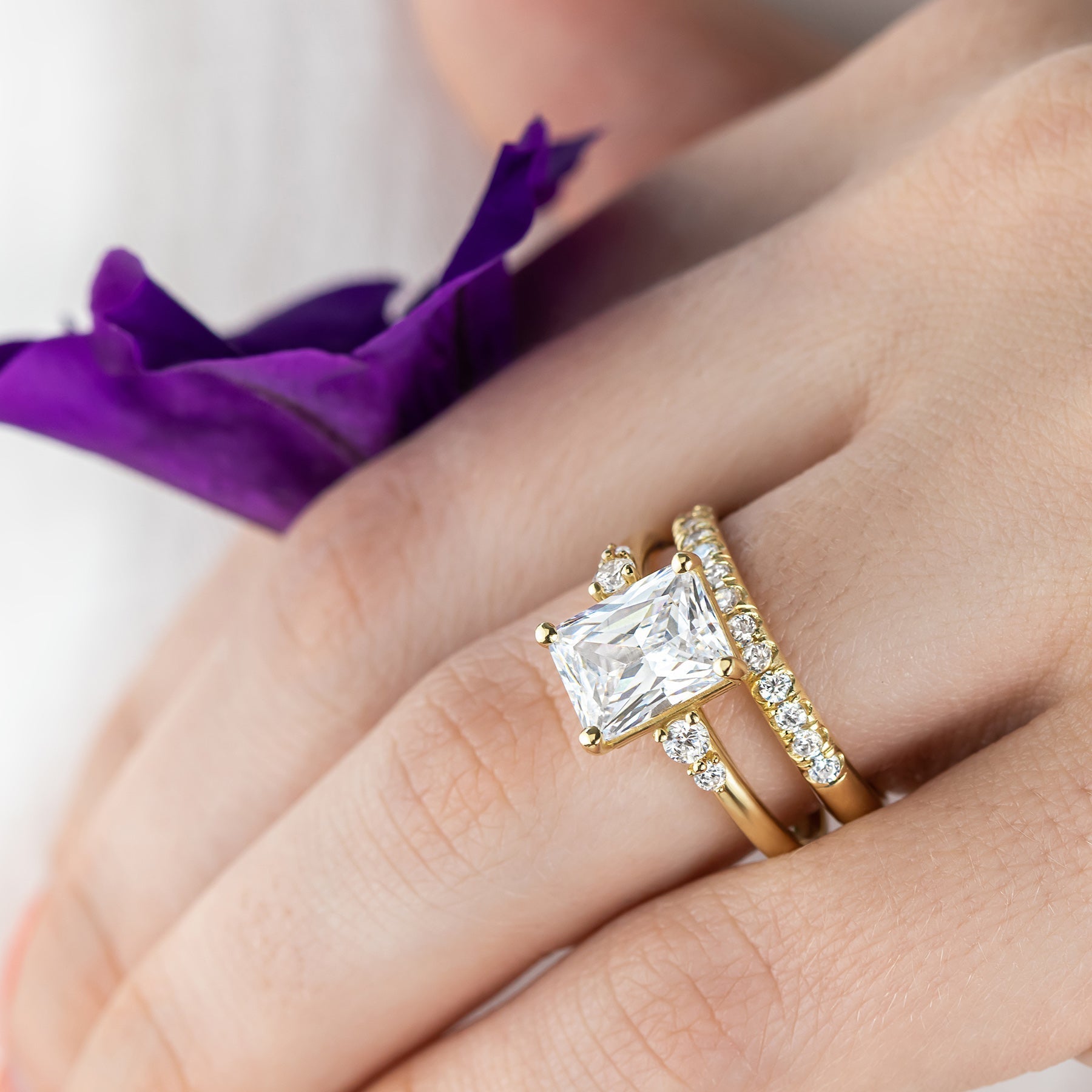 2 CT Round Three Stones Lab Grown Diamond Engagement Ring