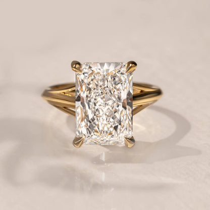 Round Halo, Pave & Split Shank Engagement Ring – 1.93 CT Lab Grown Diamond