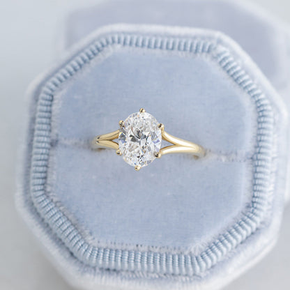2 CT Round Three Stones Lab Grown Diamond Engagement Ring