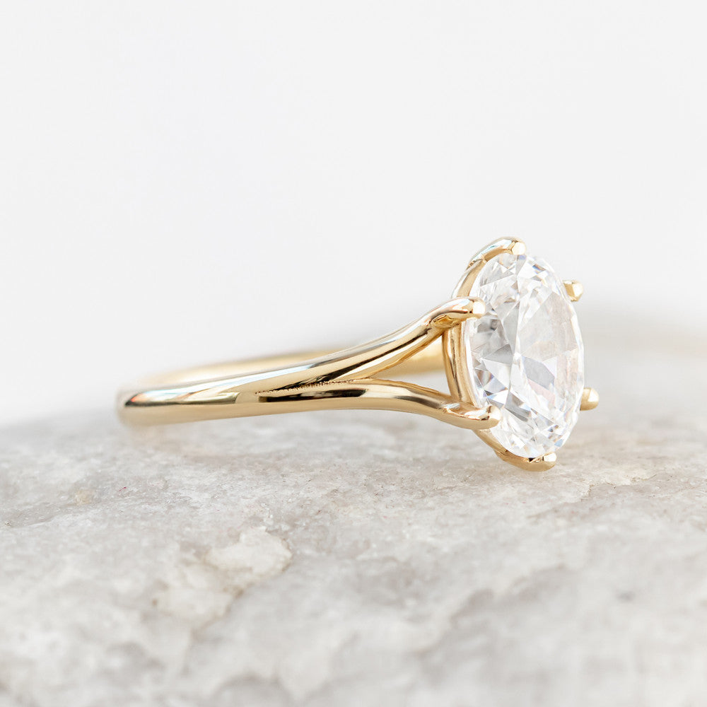2 CT Round Three Stones Lab Grown Diamond Engagement Ring
