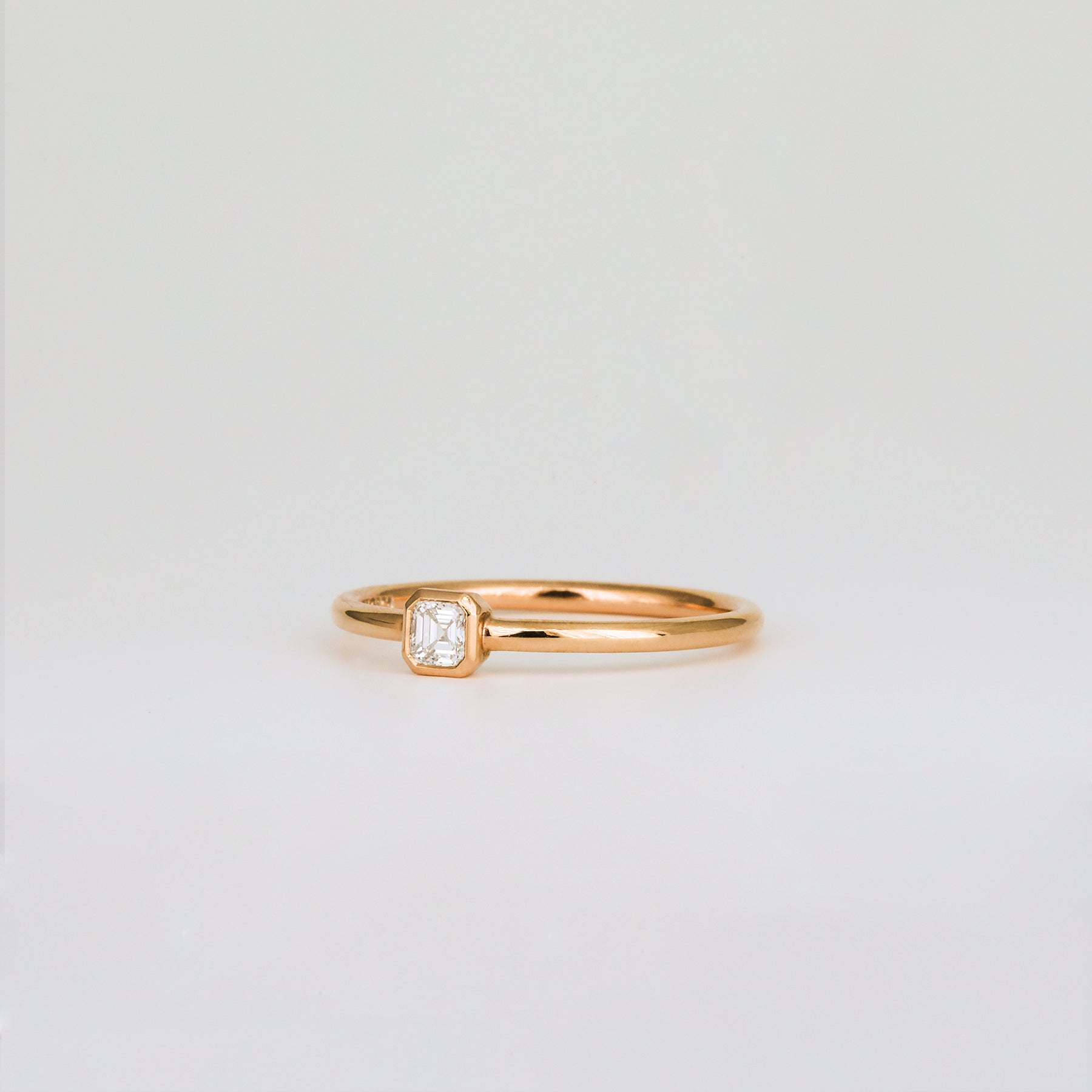 0.35 TCW Round Diamond Curved Pave DEF/VVS Lab Grown Wedding Band