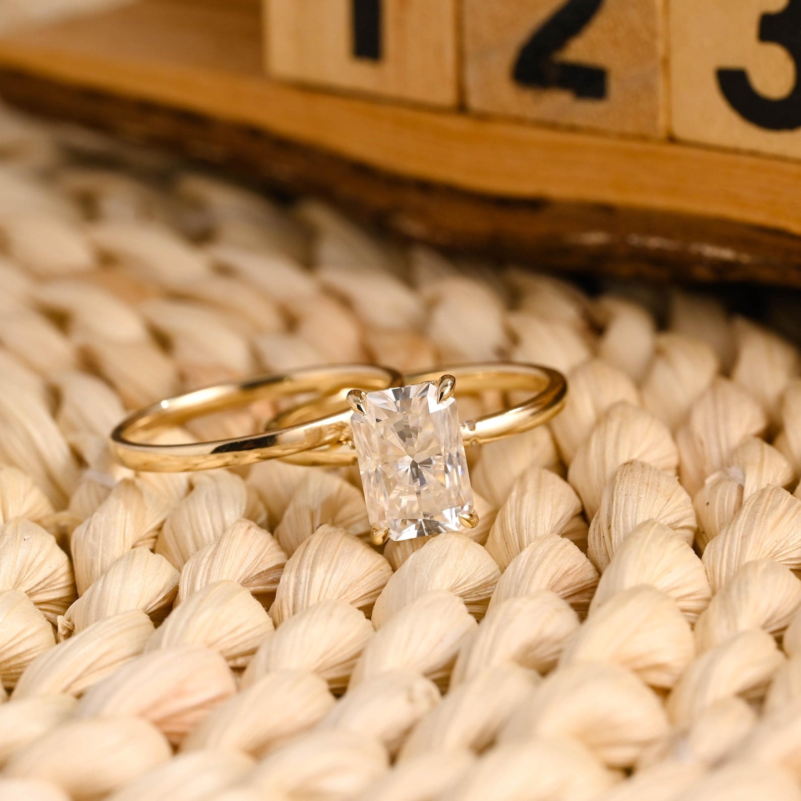 1.0 CT Round Solitaire Lab Grown Diamond Bridal Ring Set