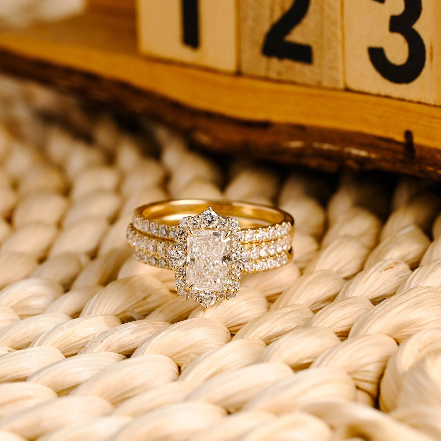 1.0 CT Round Solitaire Lab Grown Diamond Bridal Ring Set