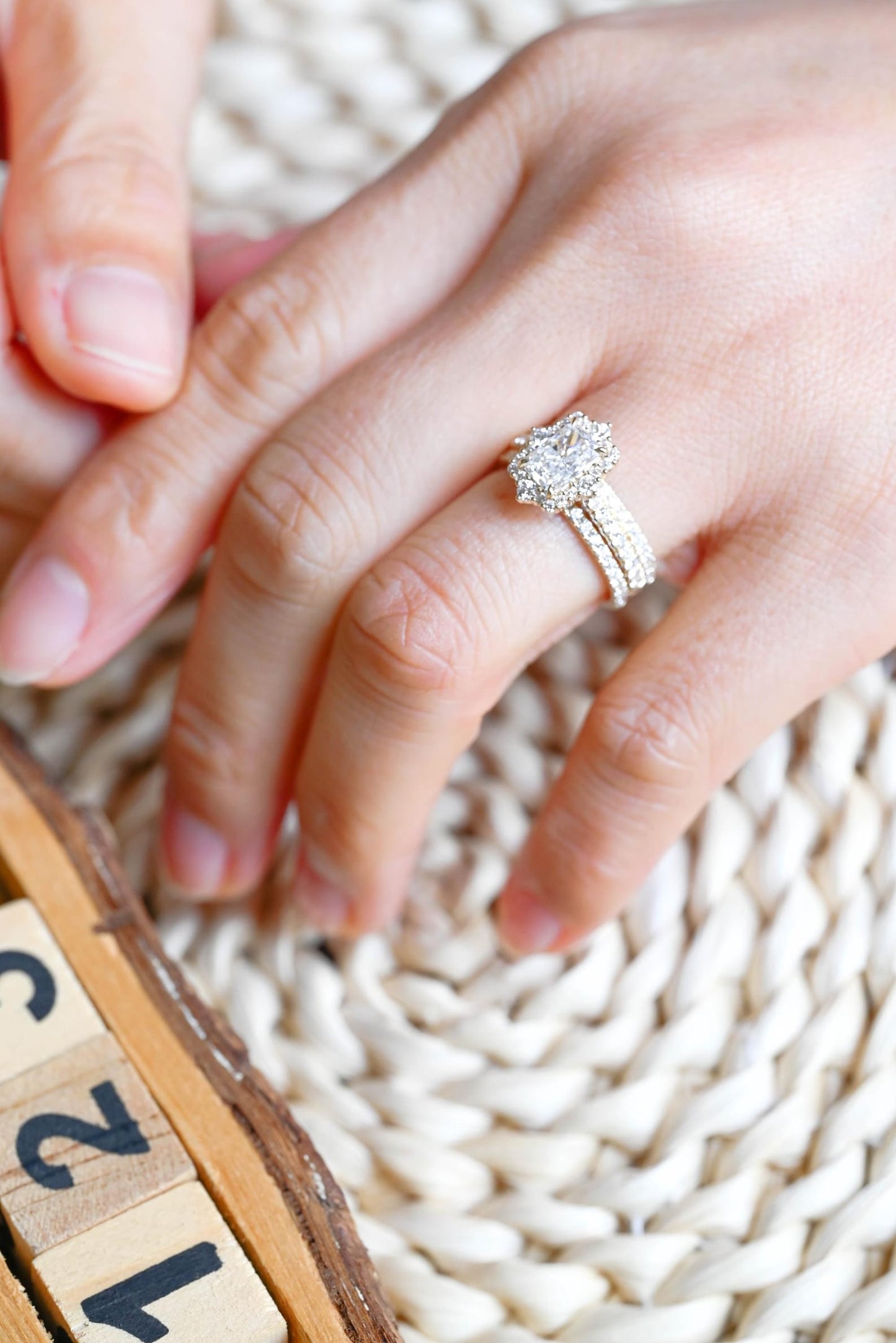 1.0 CT Round Solitaire Lab Grown Diamond Bridal Ring Set