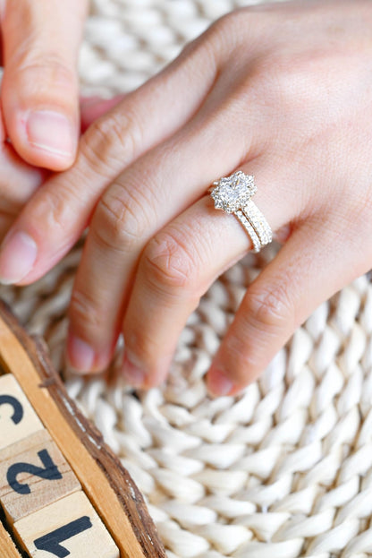 1.0 CT Round Solitaire Lab Grown Diamond Bridal Ring Set