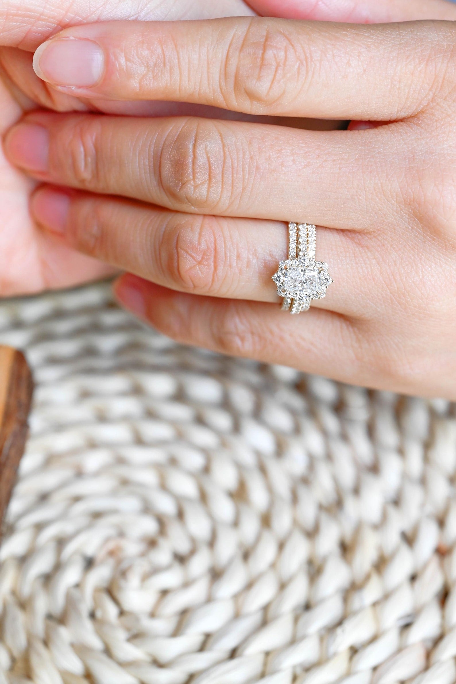 1.0 CT Round Solitaire Lab Grown Diamond Bridal Ring Set